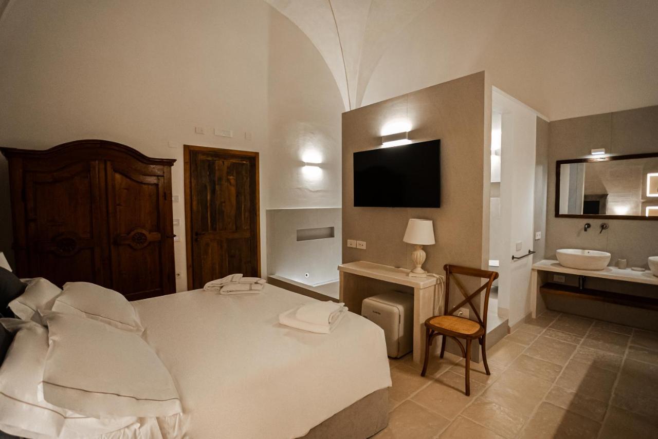 Masseria Torleanzi Wine Relais San Pietro Vernotico Exterior photo