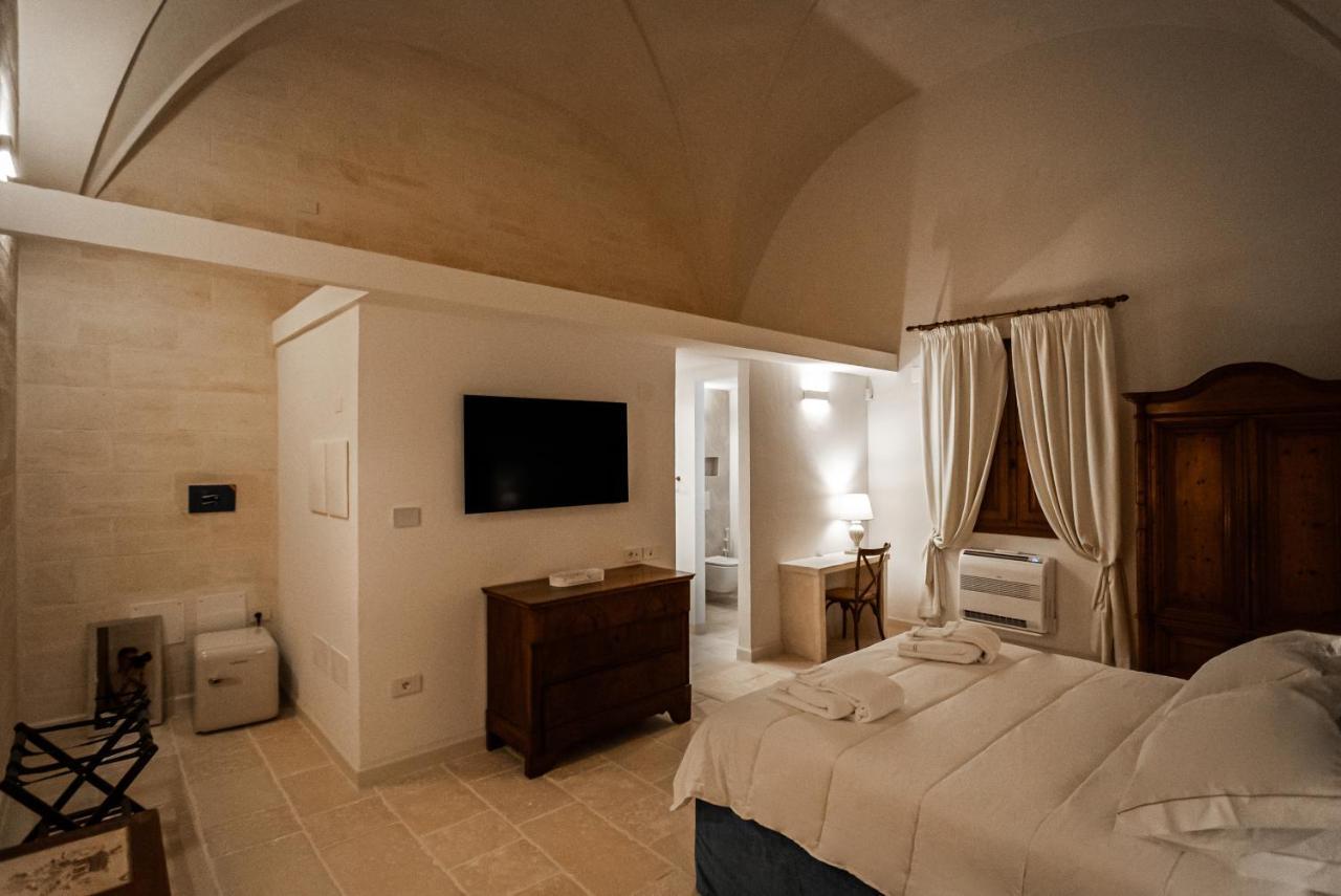 Masseria Torleanzi Wine Relais San Pietro Vernotico Exterior photo