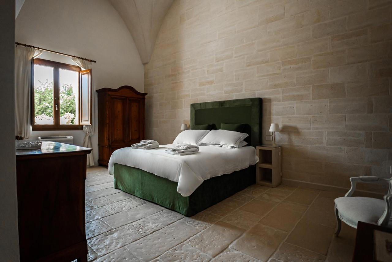 Masseria Torleanzi Wine Relais San Pietro Vernotico Exterior photo