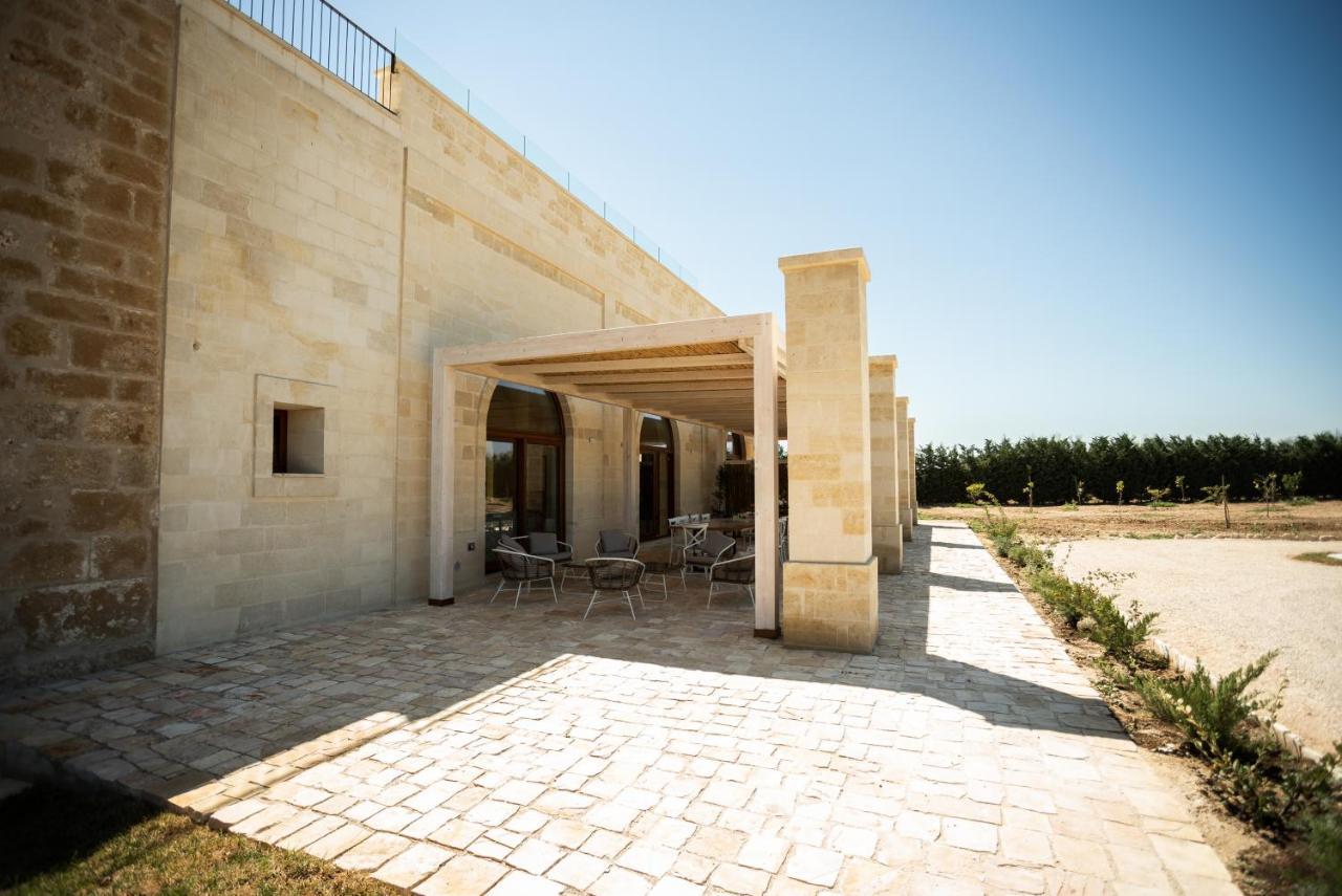 Masseria Torleanzi Wine Relais San Pietro Vernotico Exterior photo