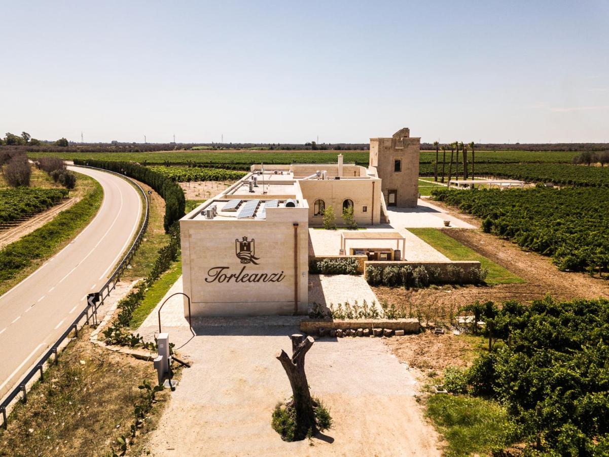 Masseria Torleanzi Wine Relais San Pietro Vernotico Exterior photo